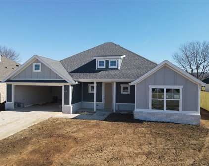 292 W Tyler Road, Farmington