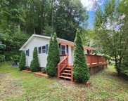 21 Red Red  Lane, Sylva image