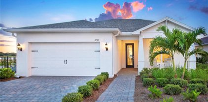 42067 Edgewater Edgewater Dr, Punta Gorda