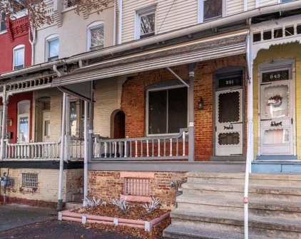 951 N 11th St, Reading
