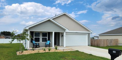 236 E E Lockwood Way, Defuniak Springs