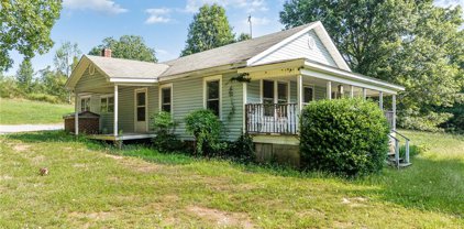 396 Little River Road, Seagrove