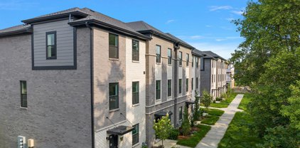 2869 Summers, Troy