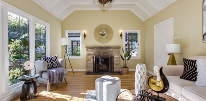 1541 A Santa Clara Ave, Alameda