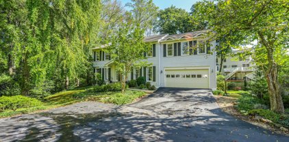 5428 Staples Ln, Woodbridge