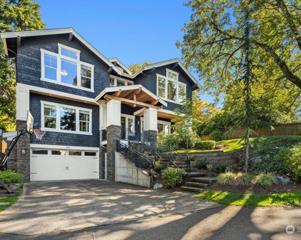 8423 SE 46th Street, Mercer Island