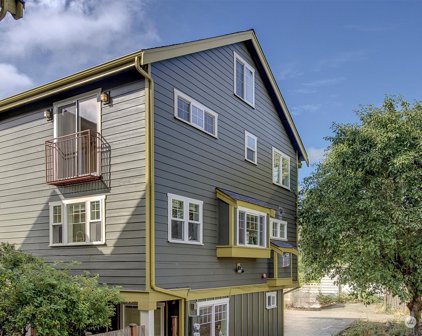 3039 Beacon Avenue S Unit #A, Seattle