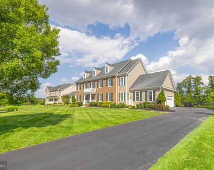 41963 Barnsdale View Ct, Ashburn
