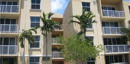 609 E Sheridan St Unit #404, Dania Beach