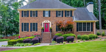 859 Valbrook Ct Sw, Lilburn