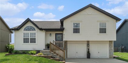 8715 NE 101st Terrace, Kansas City
