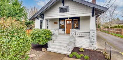 363 W MAIN ST, Hillsboro