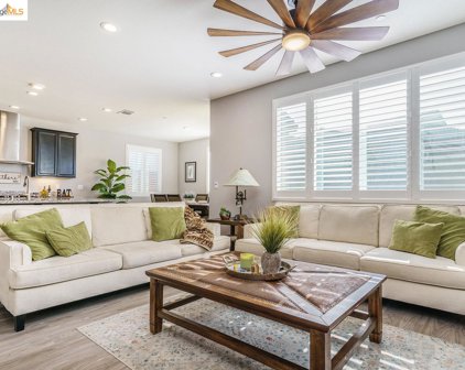 4536 Park Side St, Antioch