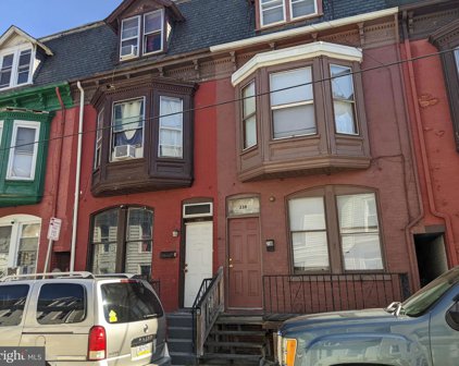 240 E Poplar St, York