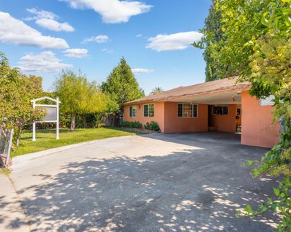 1140 Cypress Street, East Palo Alto