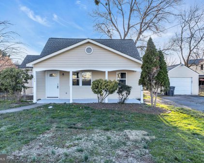 109 Cabbel Dr, Manassas Park
