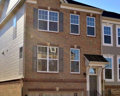 9040 Christopher Ln, Manassas Park