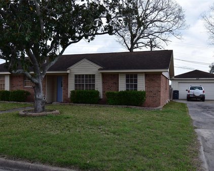 3917 Crescent Drive, Bay City