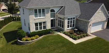 1600 Barrington Court, Algonquin