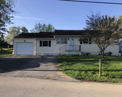 1730 Cherry Ln, Shelbyville