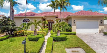 9941 Nw 27th Ter, Doral