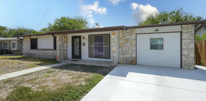 218 Westway Dr, Universal City