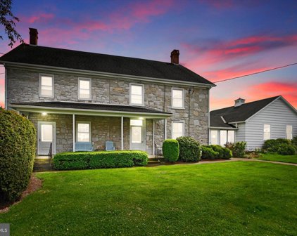 12774 Buchanan Trail West W, Mercersburg