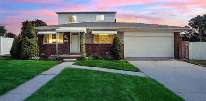23340 Curie, Warren