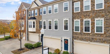 9205 Charleston Dr, Manassas
