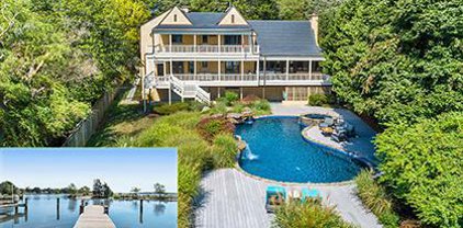 421 Ferry Point   Road, Annapolis