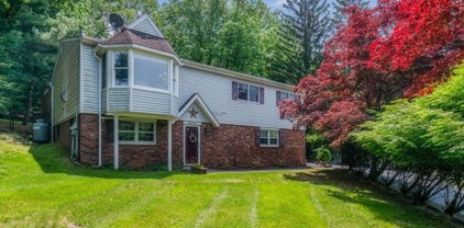 21 Warren Ct, Sparta Twp.