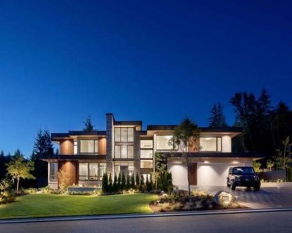 3117 Chestnut Crescent, Port Moody