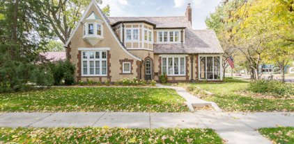 100 Wood Street S, Jordan
