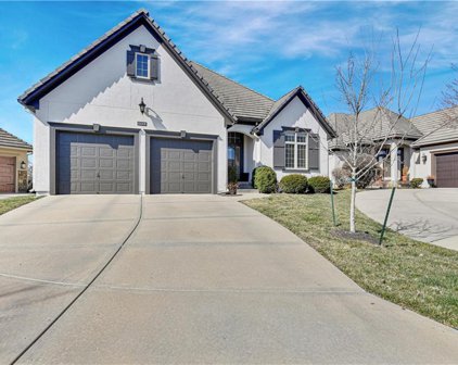 15008 Ash Street, Leawood