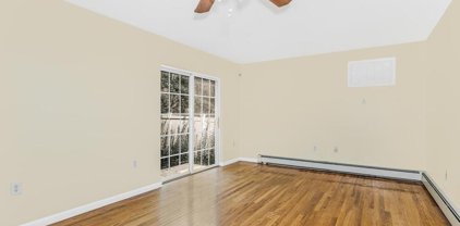 231 Mary Lou Avenue, Yonkers
