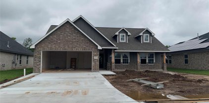 502 Yorktown Avenue, Clute