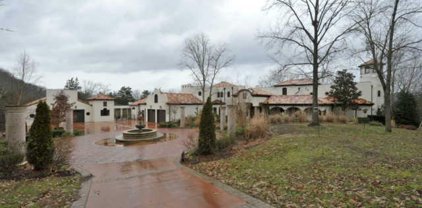 1290 Hunters Trail Dr, Franklin