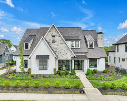 8812 Edgecomb Dr, College Grove