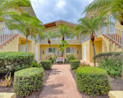 8109 Country Road Unit 202, Fort Myers