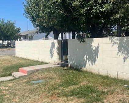 1005 Casa Grande, Bakersfield