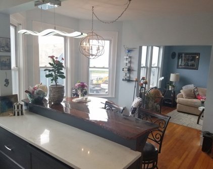 53 Trident Ave Unit 304, Winthrop