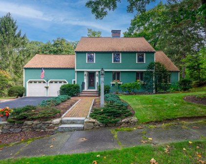 29 Sheridan Rd, Wellesley