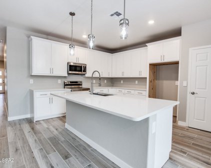 2071 N Avenida Tabica, Green Valley