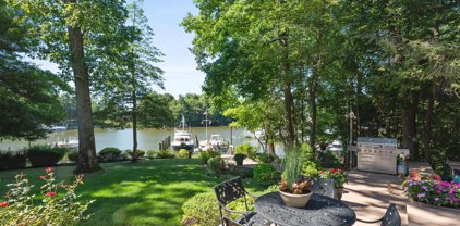 854 S Holly  S Drive, Annapolis