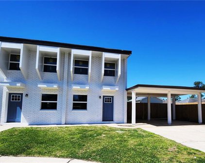 8604-8606 International  Court, River Ridge