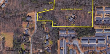 11265 Hembree Springs Drive, Roswell