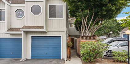 3213 Stockbridge LN, Santa Cruz