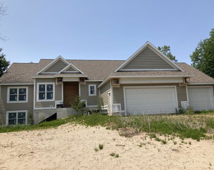 17887 168th Avenue, Spring Lake