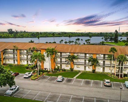 16150 Bay Pointe  Boulevard Unit 203, North Fort Myers