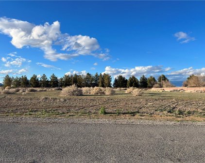 1950 W Labrador Street, Pahrump